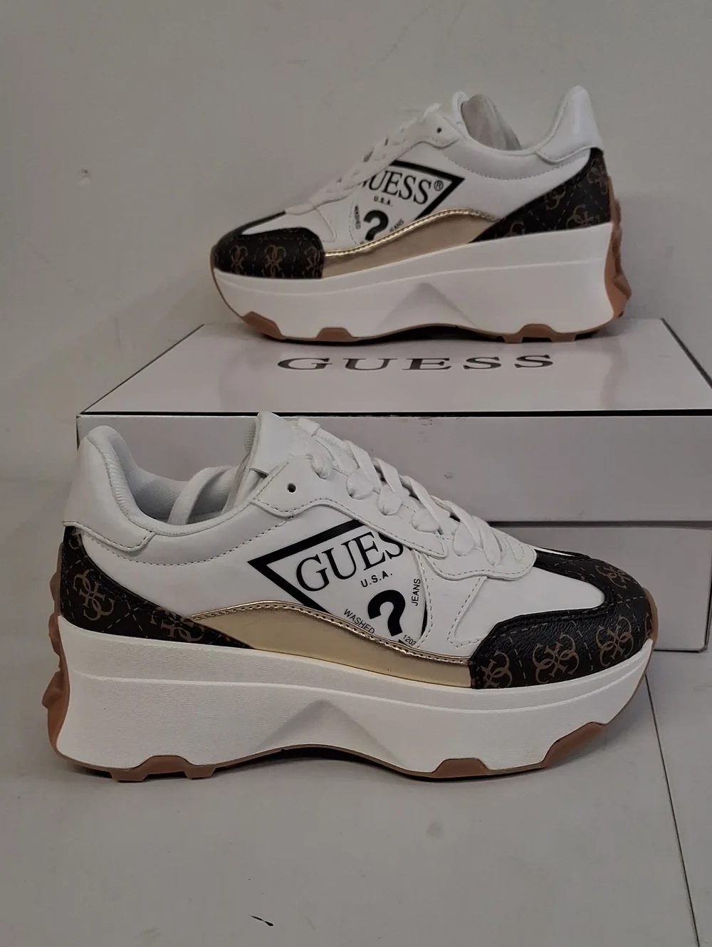 NWT GUESS White, Brown & Gold Platform Sneakers